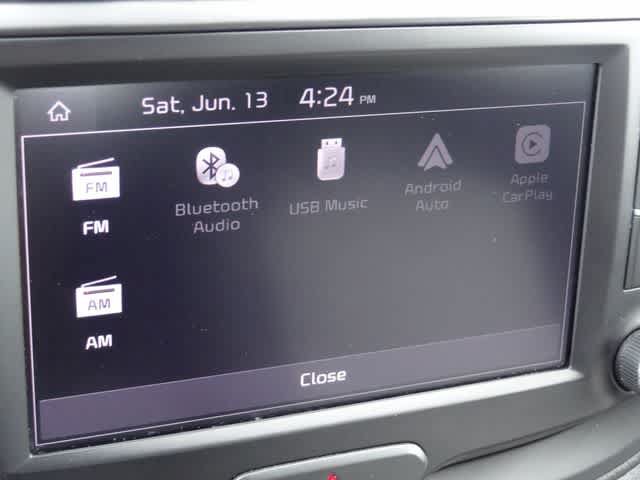 Used 2024 Kia Soul LX w/ Option Group 015 FWD image 21