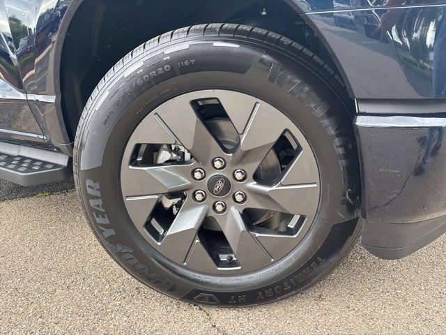 New 2025 Ford F150 Lightning Flash image 2