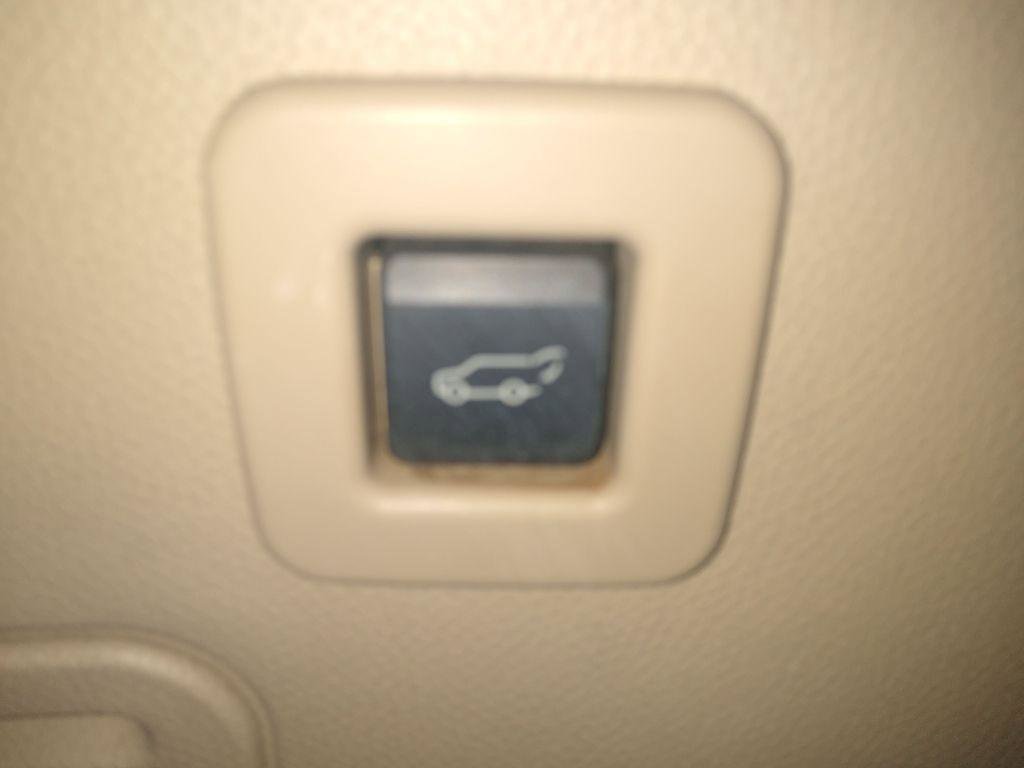 Used 2014 Ford Expedition EL XLT w/ Equipment Group 202A image 19