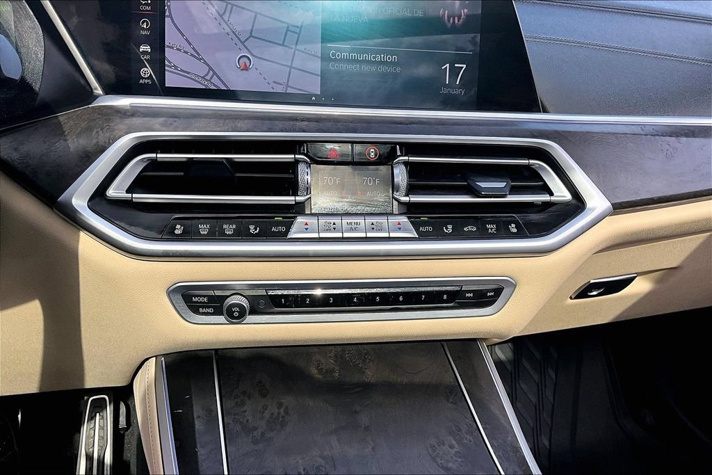 Used 2021 BMW X5 M50i AWD/4WD image 41