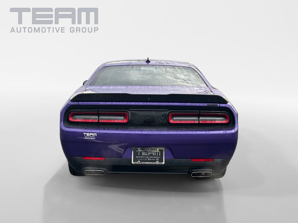Used 2023 Dodge Challenger SXT w/ Plus Package image 6