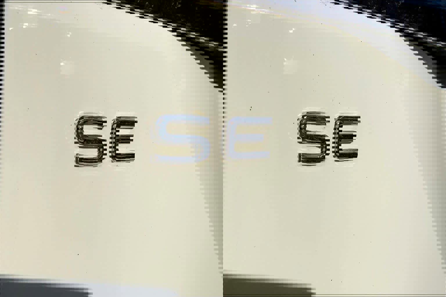 Certified 2024 Volkswagen Atlas SE image 17