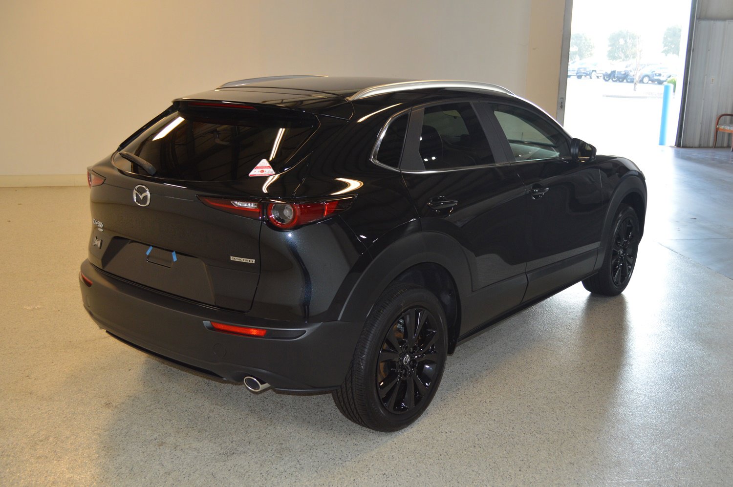 New 2025 MAZDA CX-30 AWD 2.5 S w/ Select Sport Pkg image 3