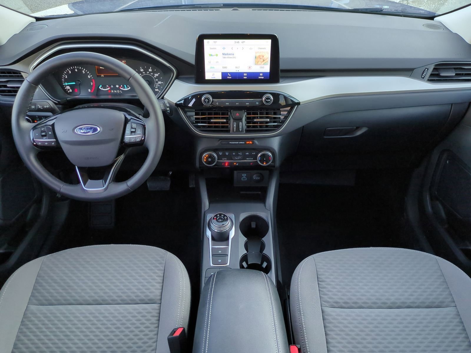 Used 2022 Ford Escape SE w/ Cold Weather Package image 19