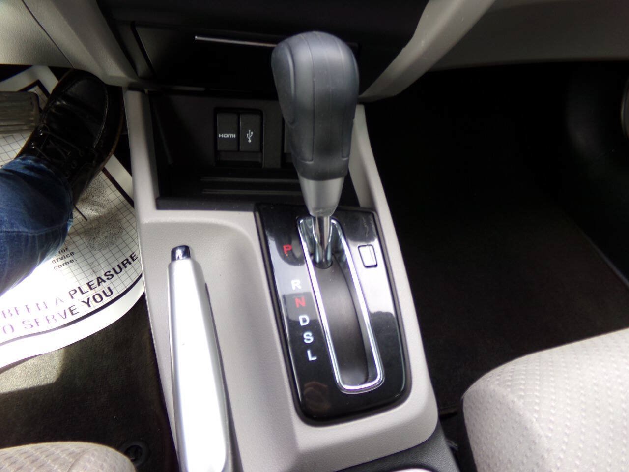 Used 2015 Honda Civic Hybrid Sedan image 19