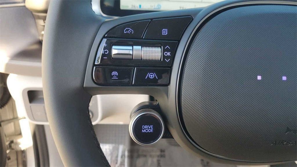 New 2025 Hyundai Ioniq 6 SEL image 24