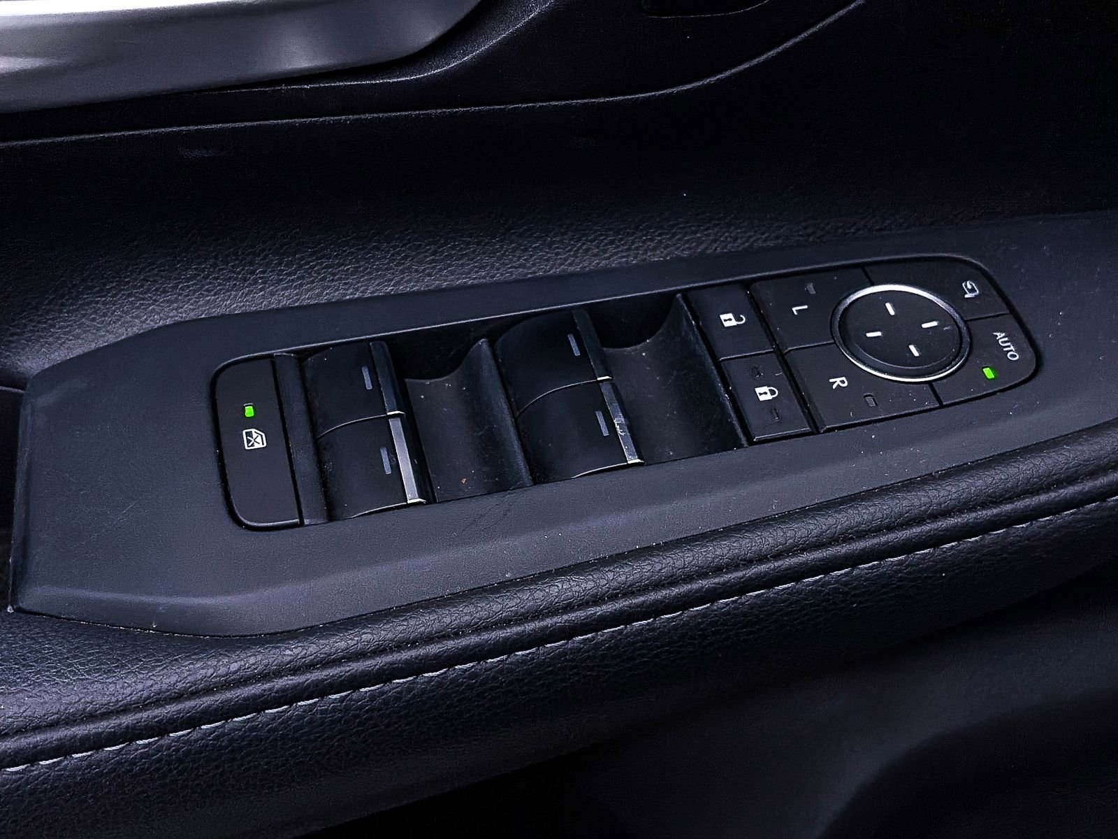 Used 2025 Toyota Grand Highlander AWD Hybrid image 20