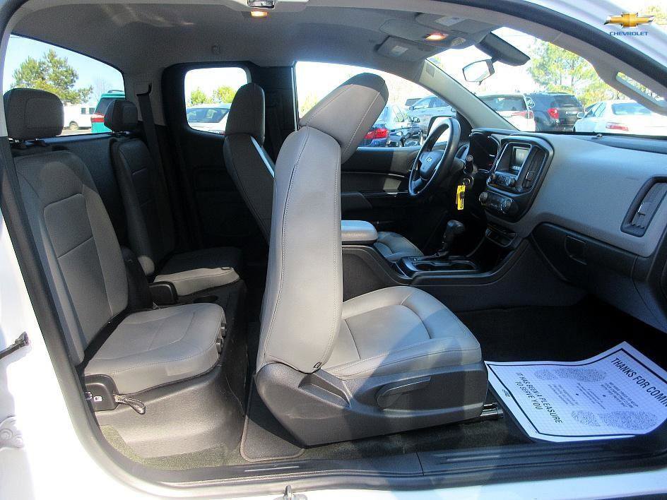 Used 2017 Chevrolet Colorado W/T image 25