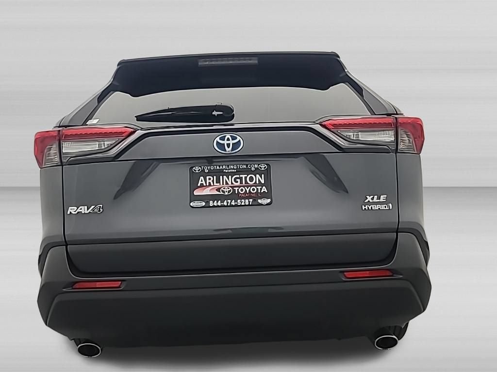 Used 2021 Toyota RAV4 XLE AWD/4WD image 6