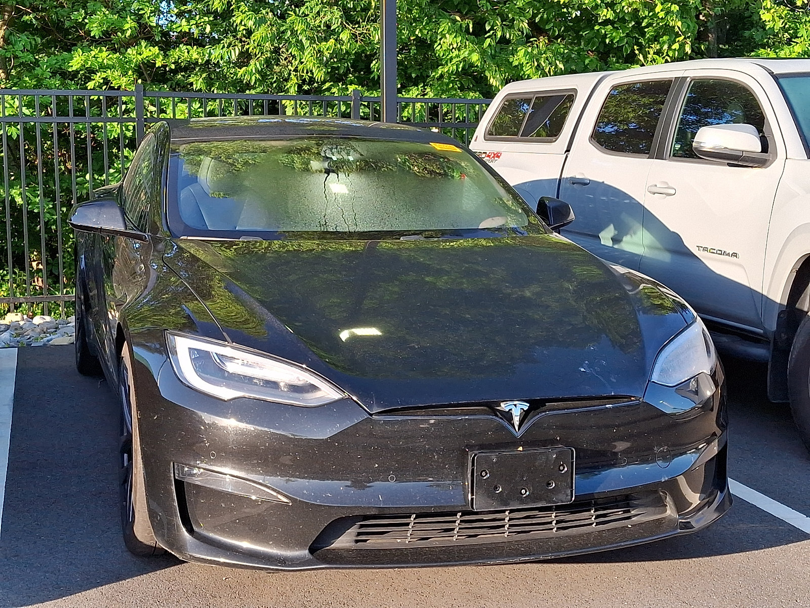 Used 2021 Tesla Model S Plaid AWD/4WD image 2