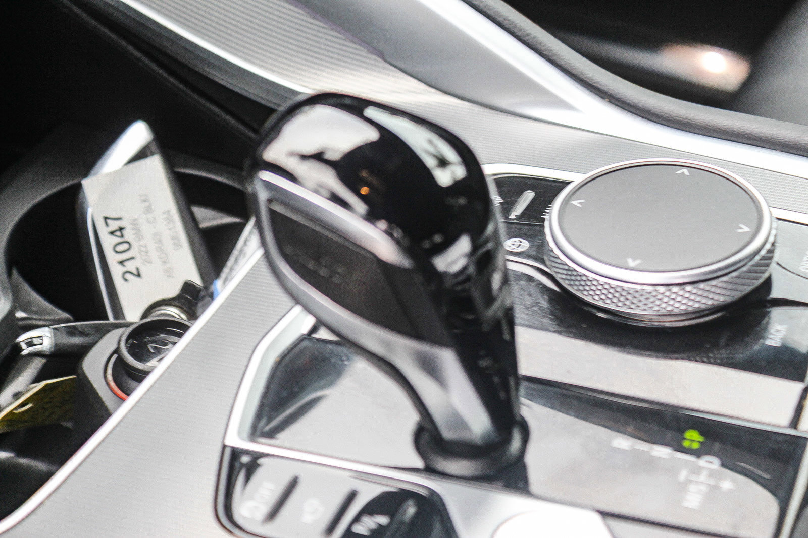 Used 2022 BMW X6 xDrive40i w/ M Sport Package image 19