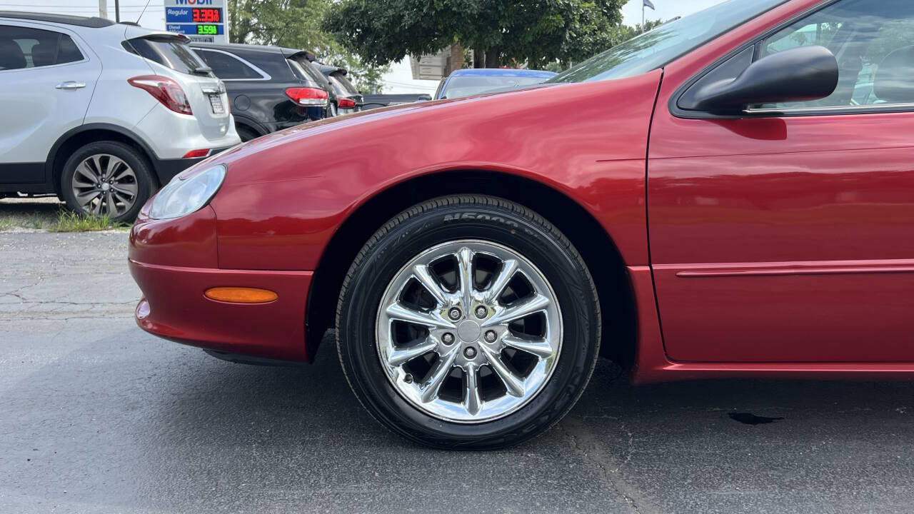 Used 2004 Chrysler Concorde LXi image 9