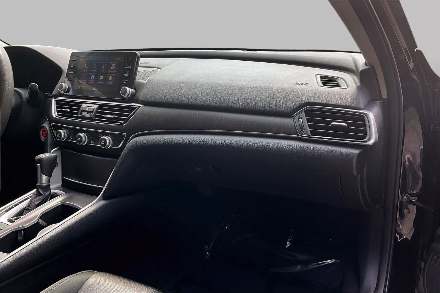 Used 2020 Honda Accord EX image 19