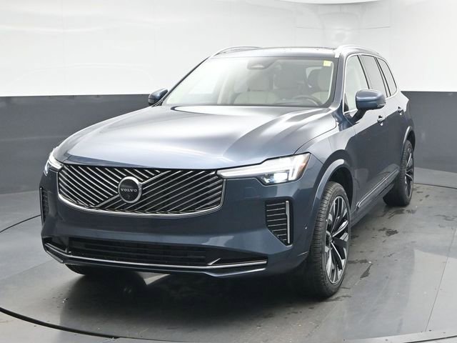 New 2026 Volvo XC90 B6 Ultra w/ Protection Package image 3