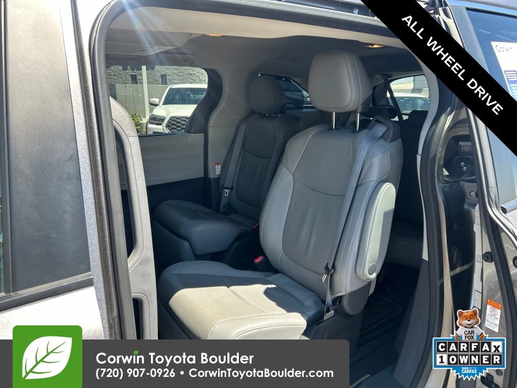 Used 2024 Toyota Sienna Limited AWD/4WD image 23