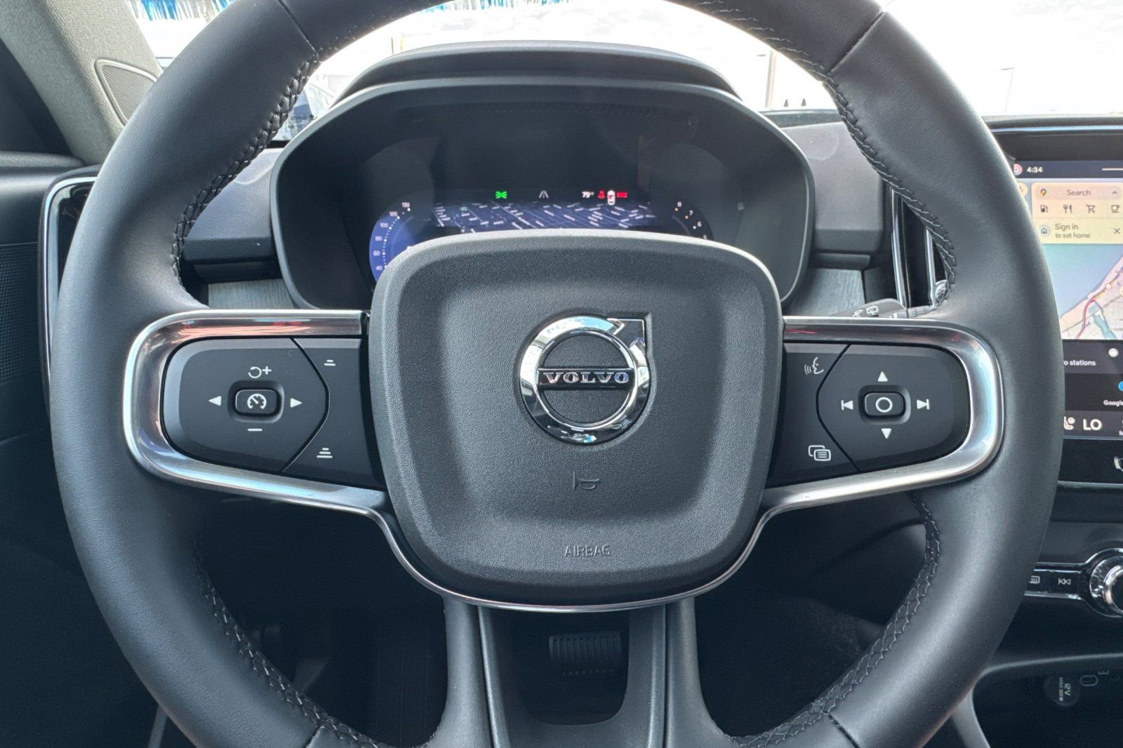 New 2026 Volvo XC40 B4 Core w/ Protection Package Premier FWD image 24