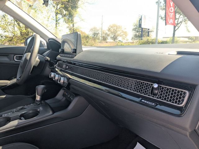 Used 2025 Honda Civic LX image 33