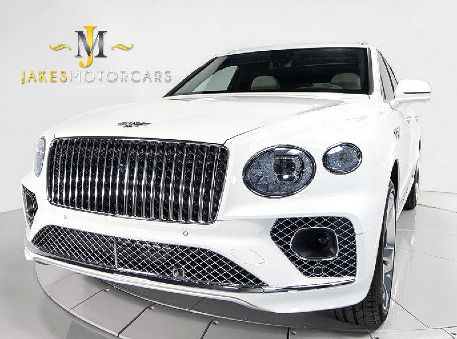 Used 2023 Bentley Bentayga Extended Wheelbase image 21