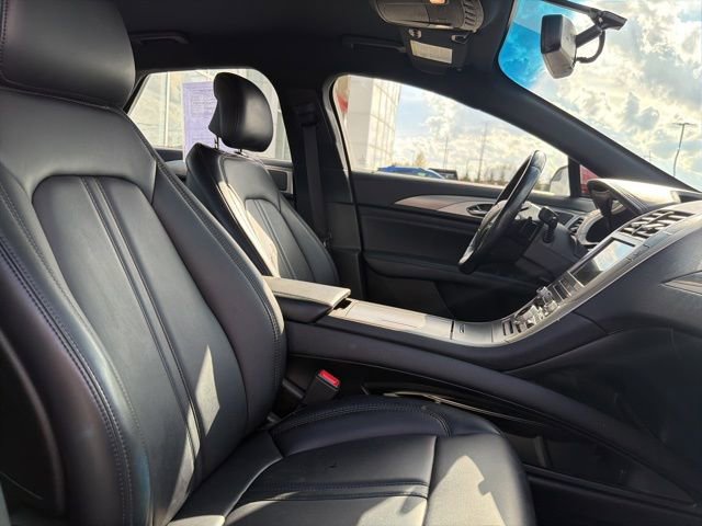 Used 2018 Lincoln MKZ Premiere image 29