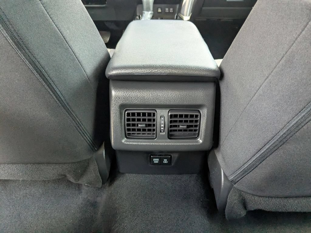 Used 2025 Toyota Camry LE FWD image 24
