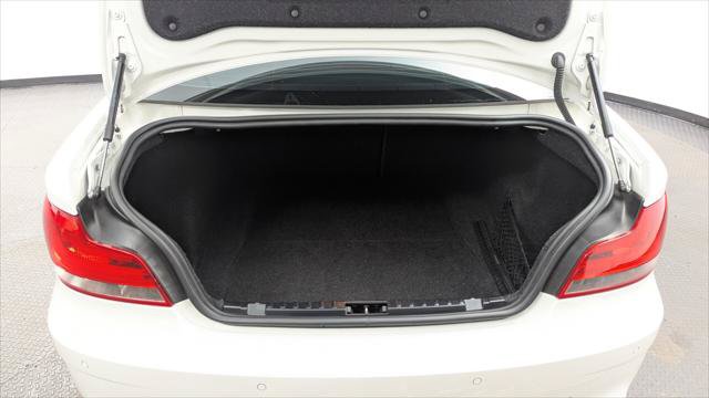 Used 2011 BMW 1 Series M RWD image 18