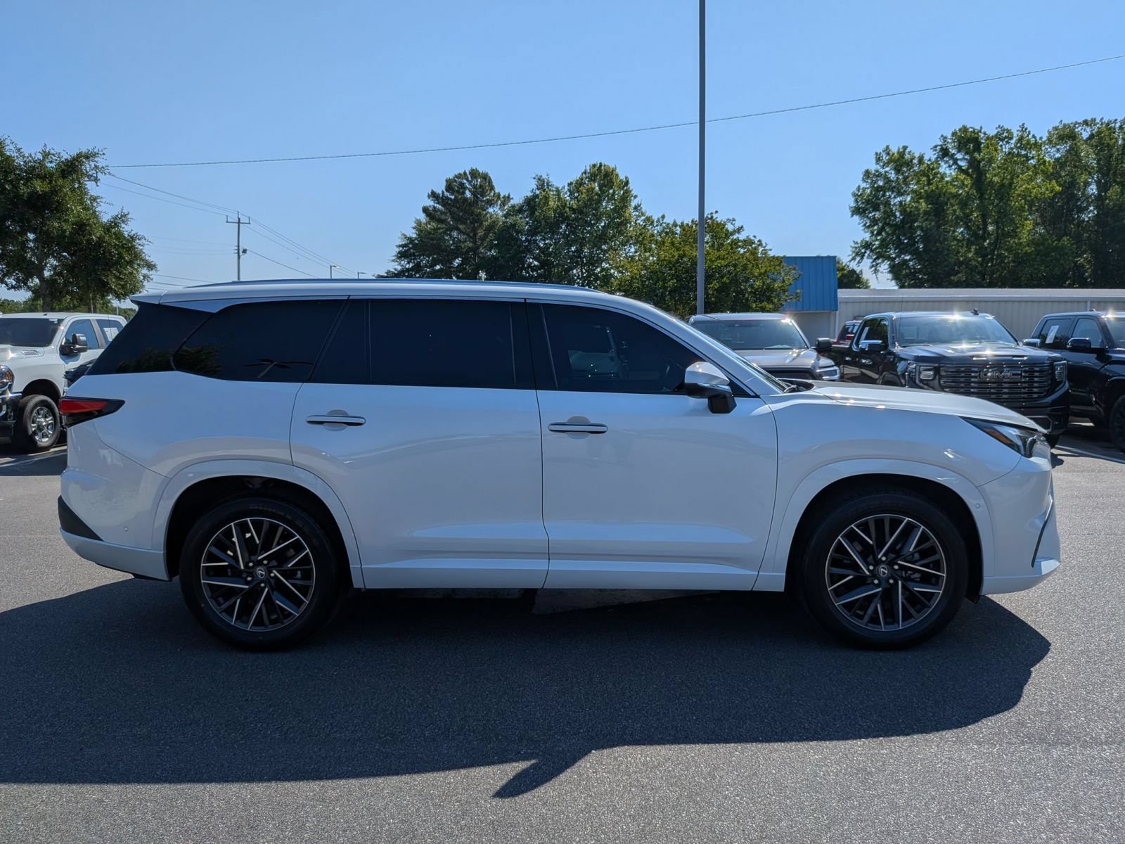 Used 2024 Lexus TX 350 FWD w/ Technology Package image 2