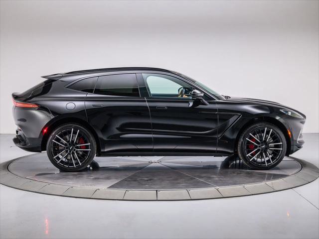 Used 2022 Aston Martin DBX image 12