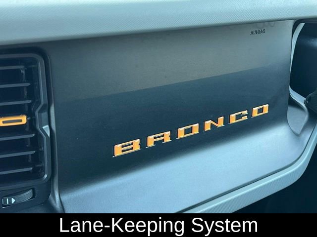 Used 2023 Ford Bronco Badlands image 35