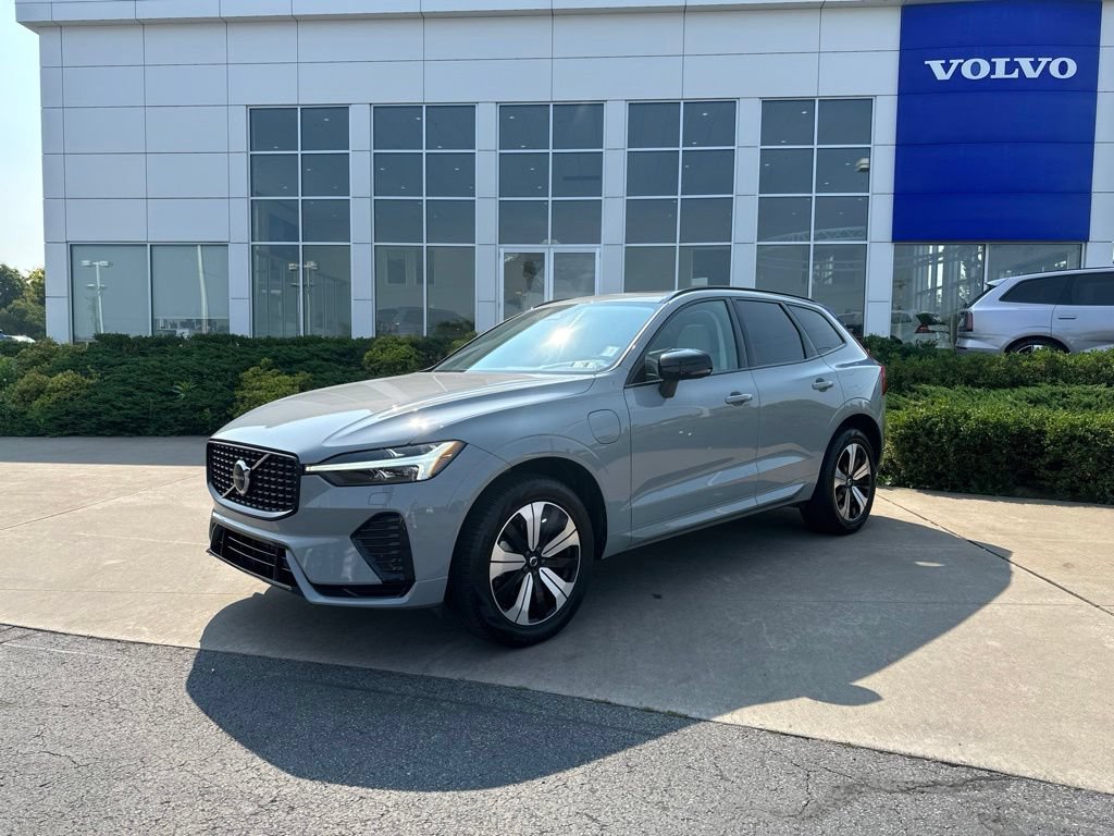 Certified 2025 Volvo XC60 T8 Core w/ Protection Package Premier AWD/4WD image 41