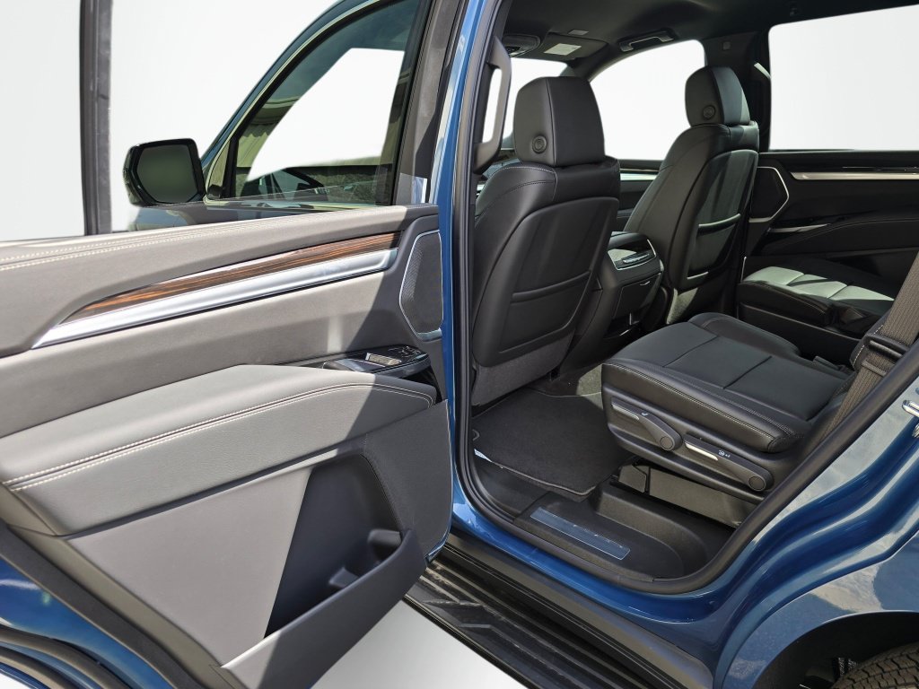 New 2026 Cadillac Escalade 4WD image 22