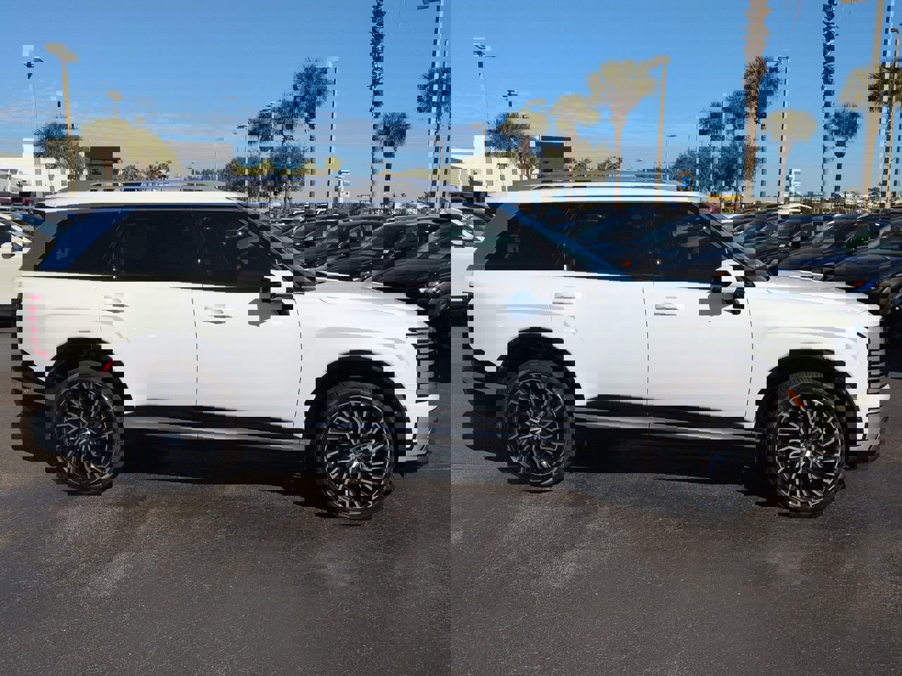 Used 2026 Hyundai Palisade Limited image 3