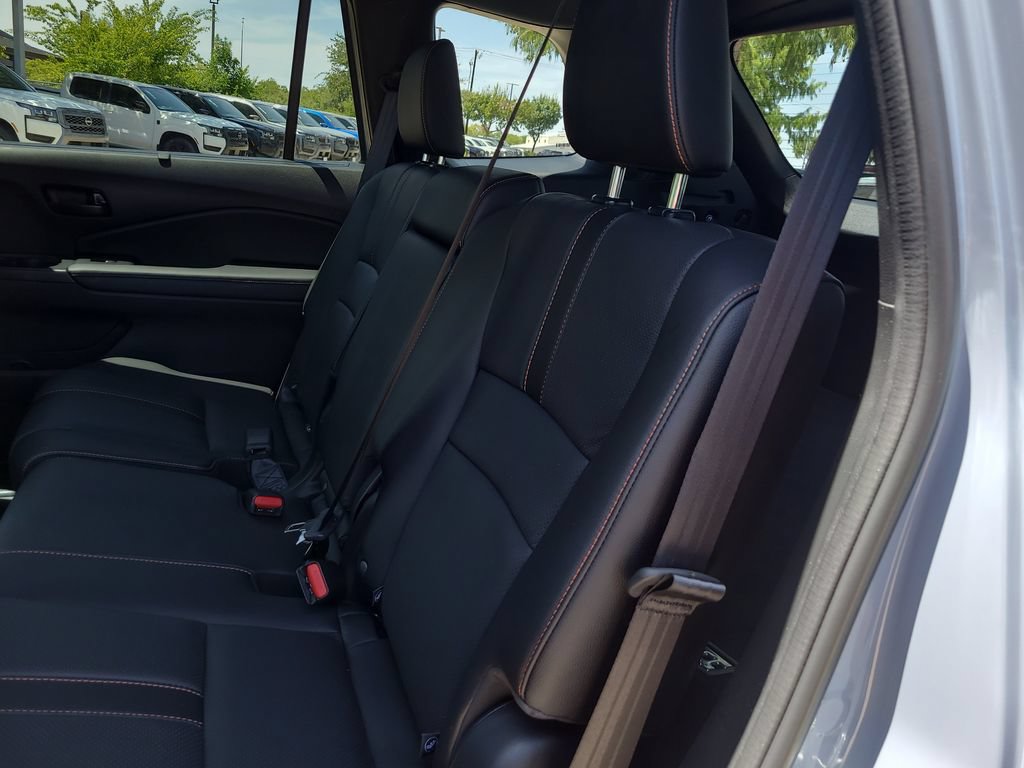 Used 2024 Honda Passport TrailSport image 11