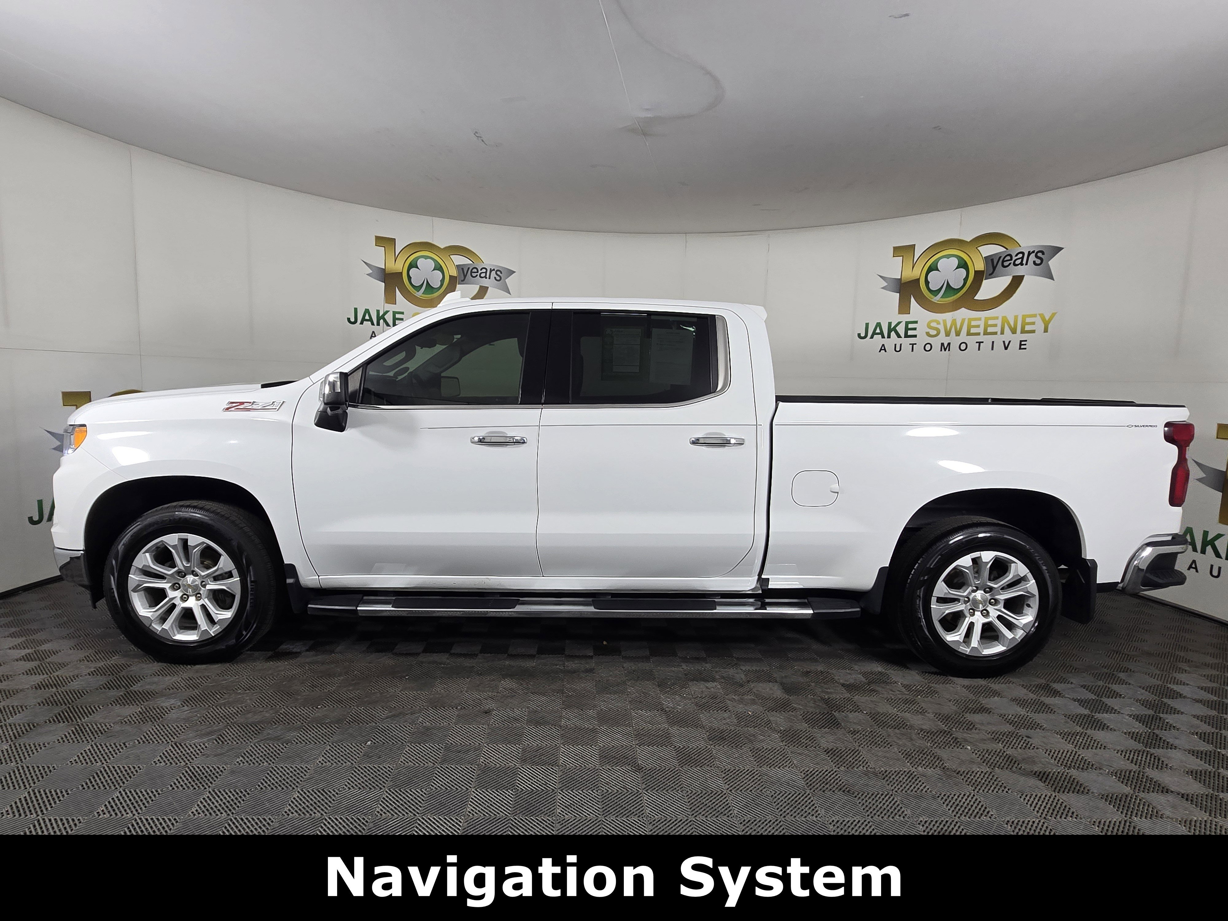 Certified 2022 Chevrolet Silverado 1500 LTZ w/ LTZ Premium Package image 4