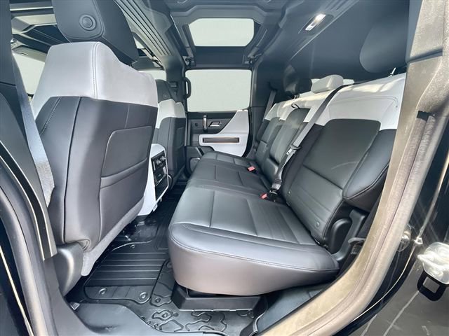 New 2025 GMC Hummer EV 2X AWD/4WD image 24