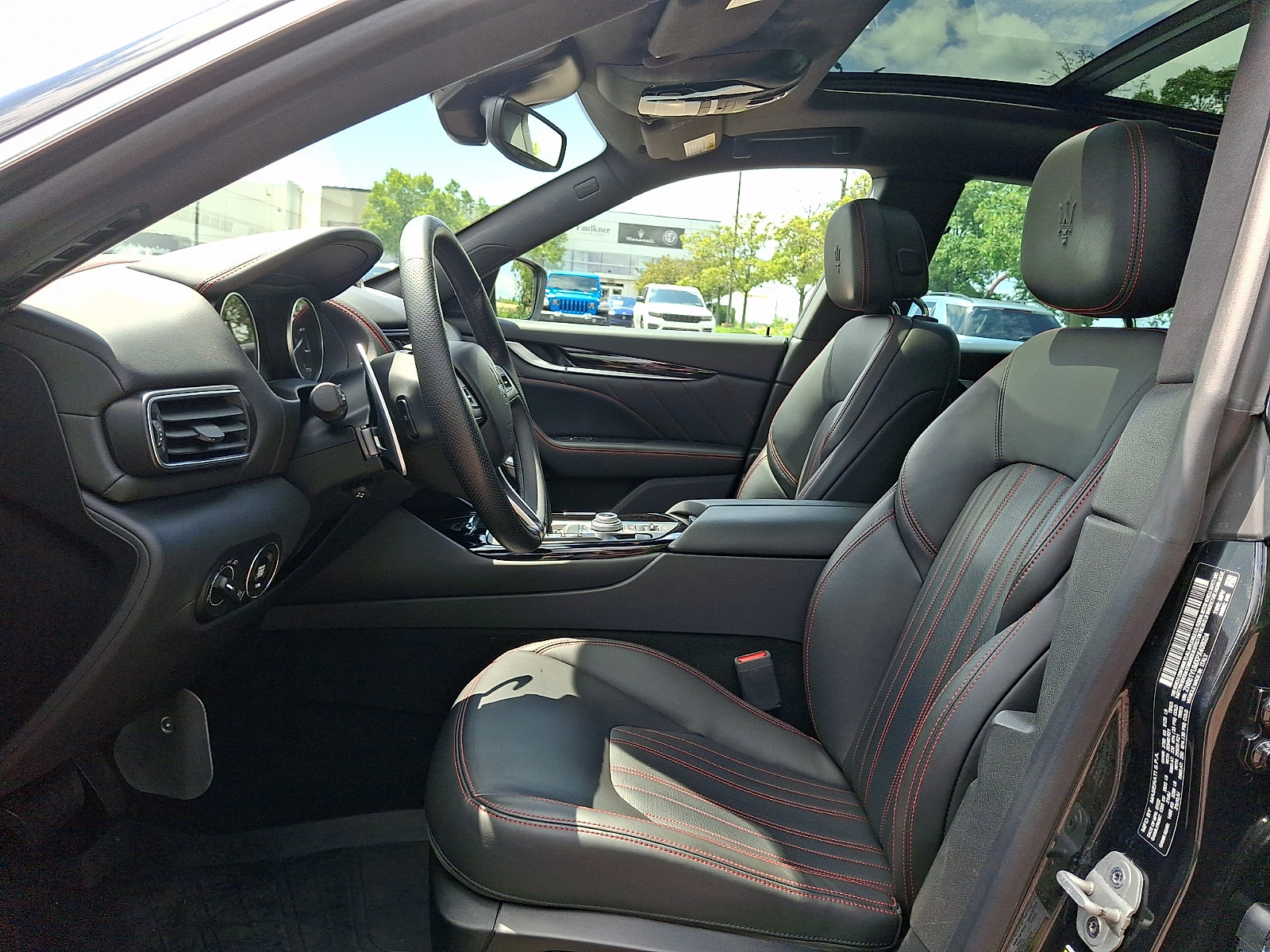 Used 2023 Maserati Levante Modena AWD/4WD image 12