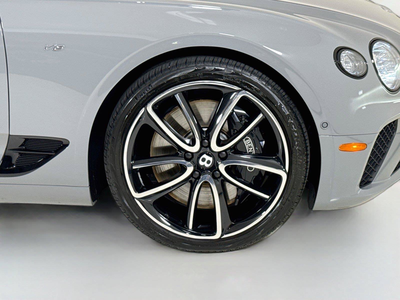 Used 2022 Bentley Continental GT AWD/4WD image 34