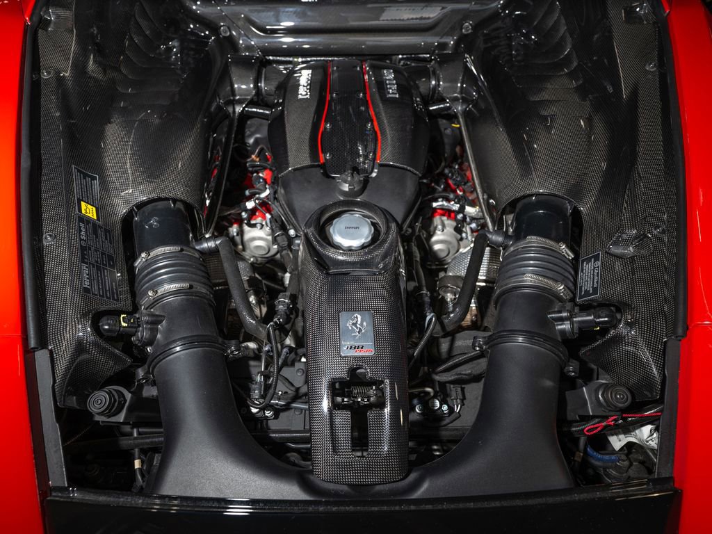 Certified 2019 Ferrari 488 Pista Coupe RWD image 36
