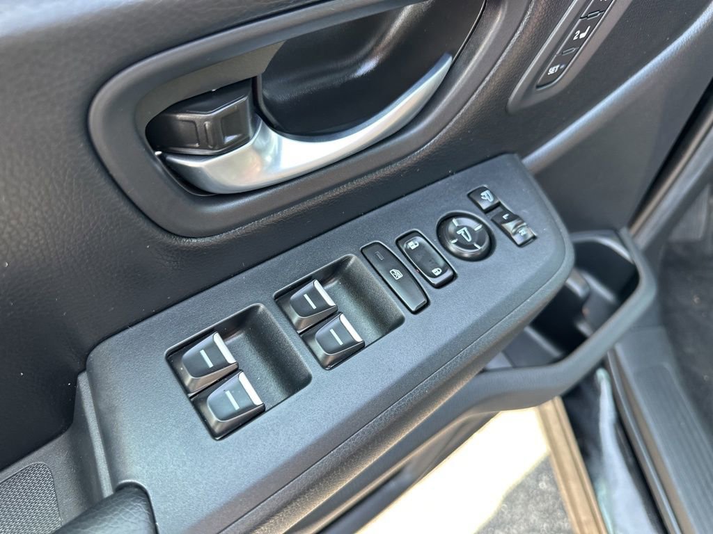 Used 2025 Honda Pilot Black Edition image 19