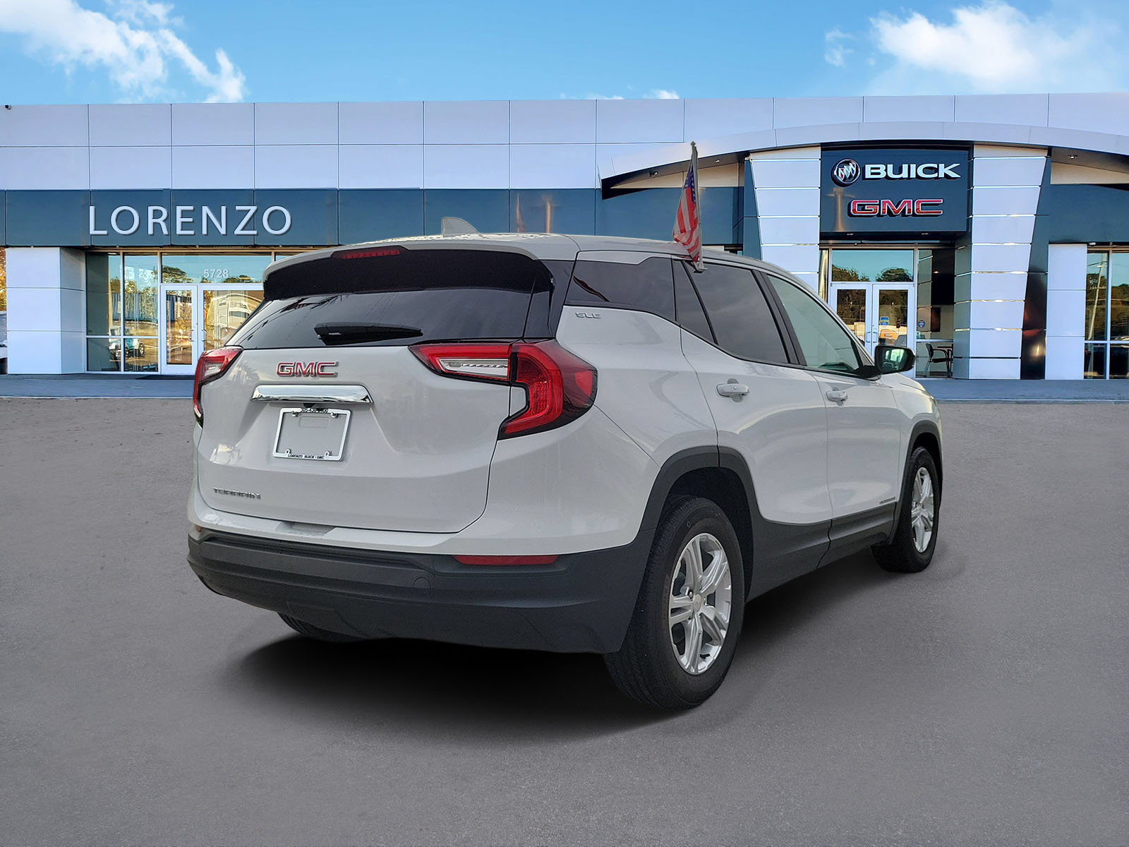 Used 2024 GMC Terrain SLE FWD image 5