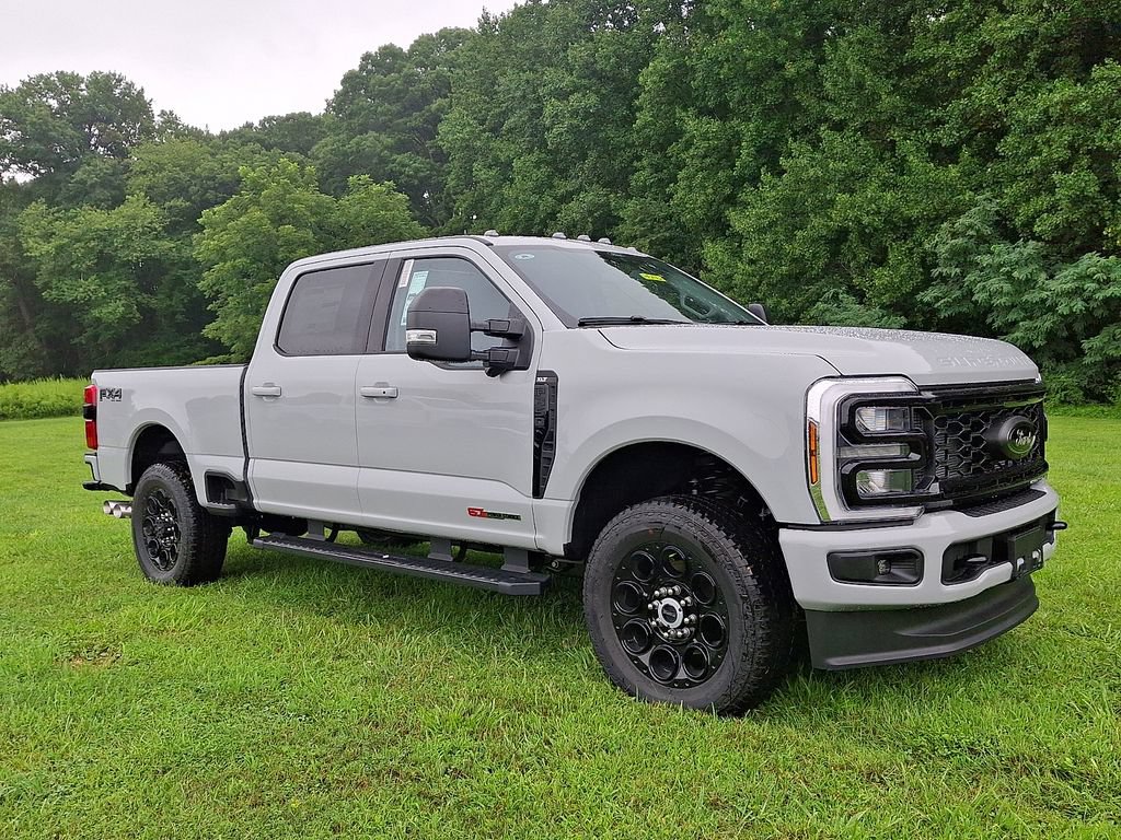New 2026 Ford F350 XLT w/ XLT Premium Package AWD/4WD image 1