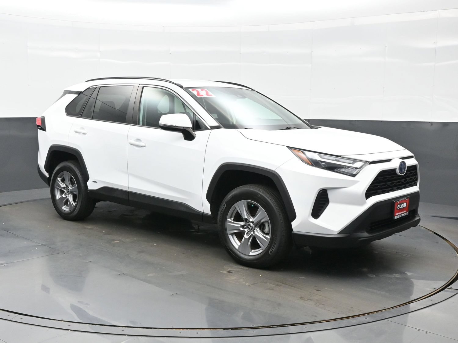 Used 2022 Toyota RAV4 XLE AWD/4WD image 8