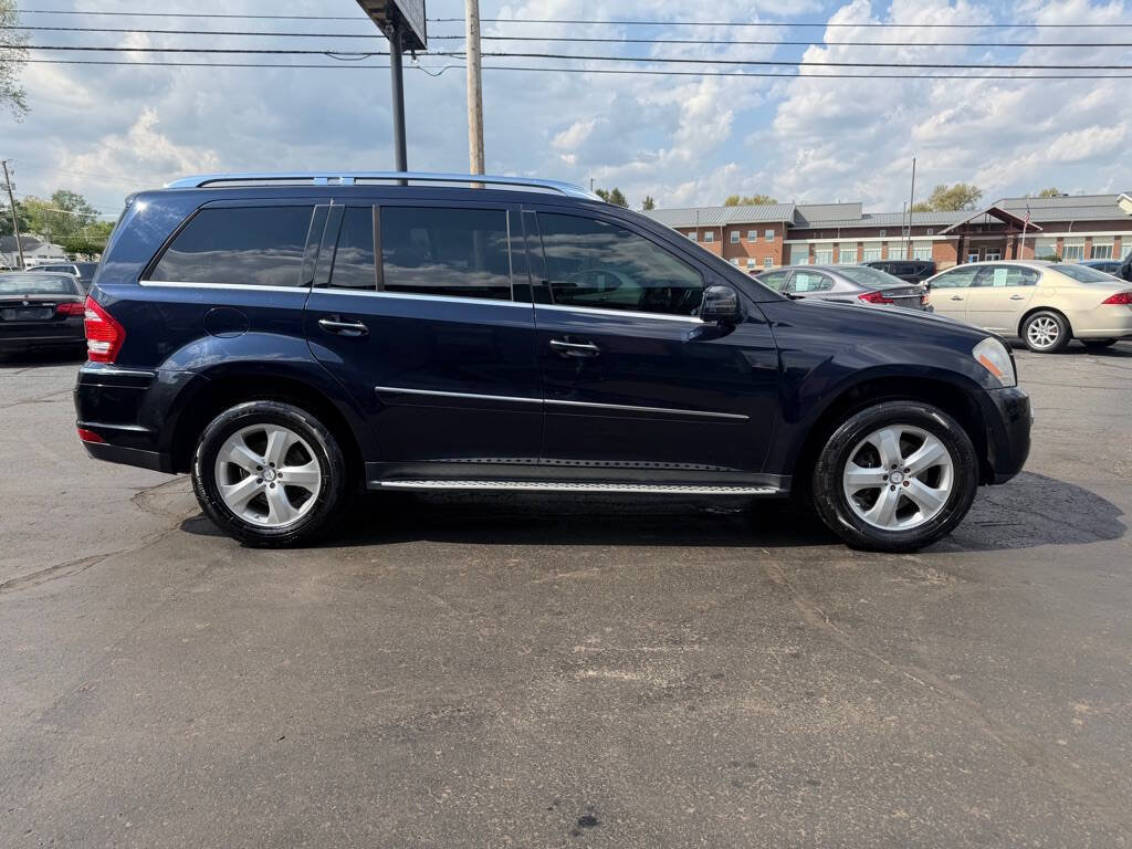Used 2011 Mercedes-Benz GL 450 4MATIC image 5