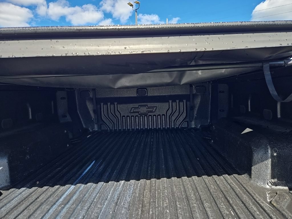 Used 2019 Chevrolet Silverado 1500 LT w/ All-Star Edition AWD/4WD image 5