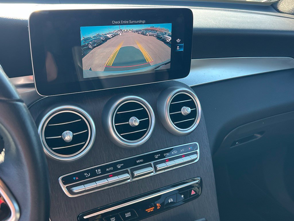 Used 2020 Mercedes-Benz GLC 300 4MATIC image 36