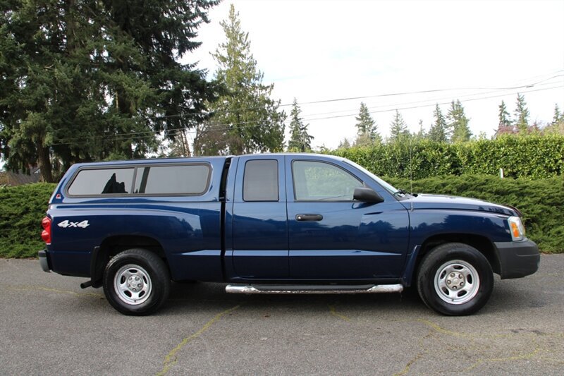 Used 2005 Dodge Dakota ST image 11