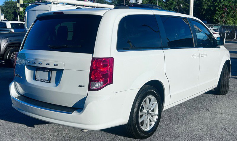 Used 2020 Dodge Grand Caravan SXT image 5