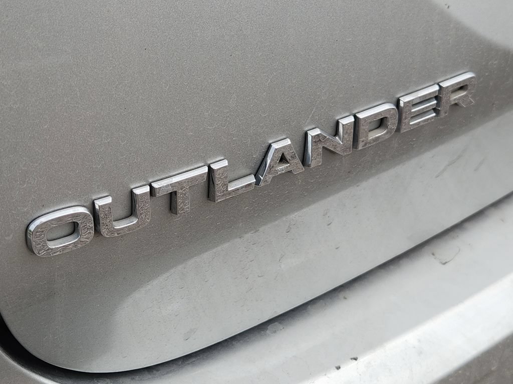 Used 2024 Mitsubishi Outlander SEL FWD image 8