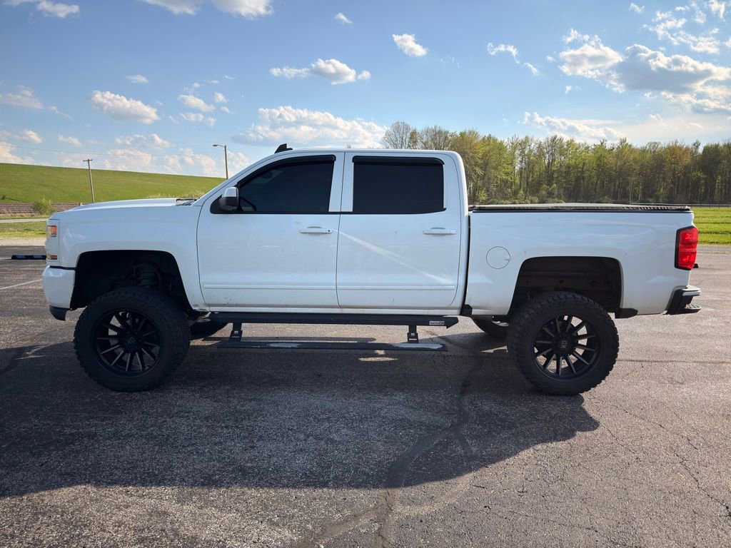 Used 2018 Chevrolet Silverado 1500 LT w/ All Star Edition AWD/4WD image 12