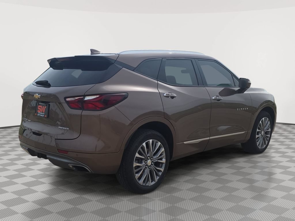 Used 2019 Chevrolet Blazer Premier w/ Driver Confidence II Package AWD/4WD image 3