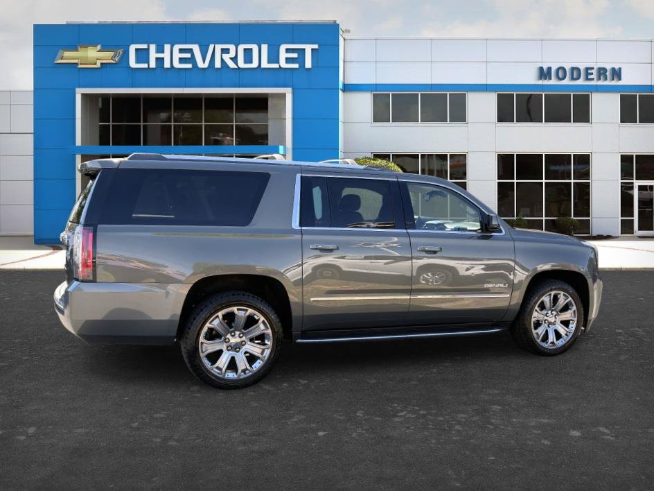 Used 2018 GMC Yukon XL Denali w/ Open Road Package AWD/4WD image 5